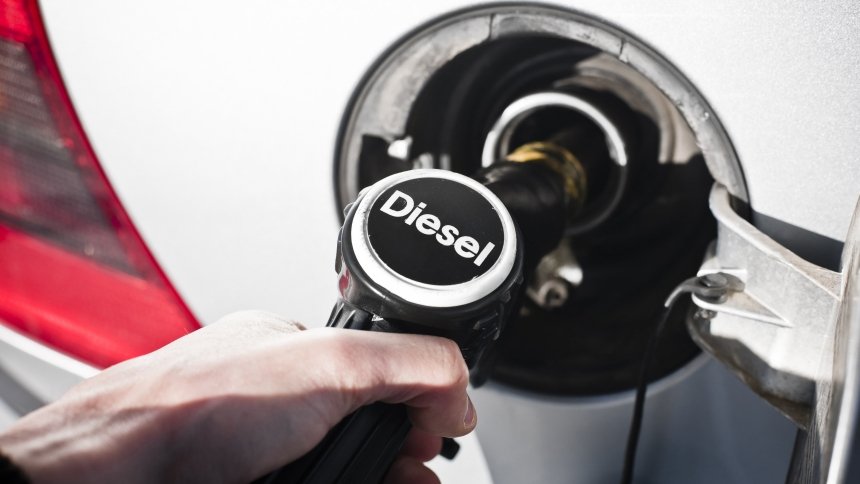 diesel_filling_mauro_grigollo_istock.jpg
